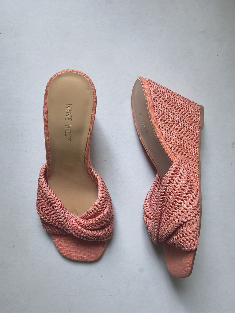 Nine West Nikhil Coral Pink Straw Twist Wedge Sandals Women's Size 8.5M